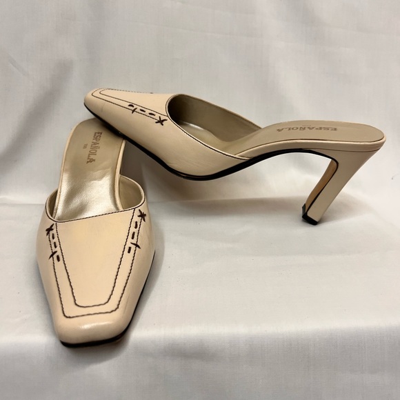 Espanola mule heels, size 8 1/2M. - Picture 11 of 12